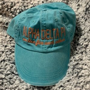 ADPi hat